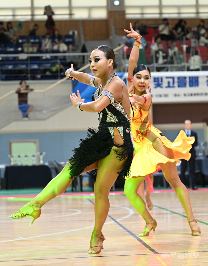 댄스인들의 축제 빛고을배 전국댄스스포츠대회 성료