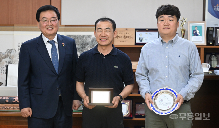 북구, 이달의 기업 선정패 수여식