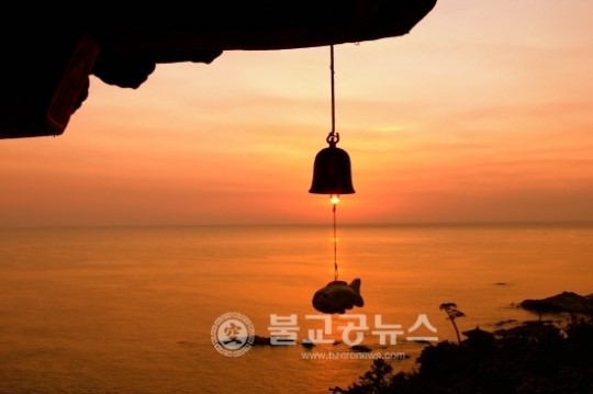 한국불교사진협회 산사의 풍경소리  봉축사진전