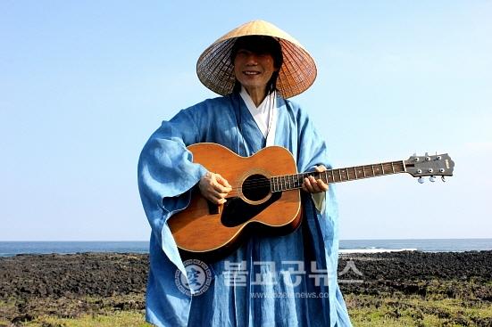 가수 김태곤, 말과 통일 영화제 팔마대상