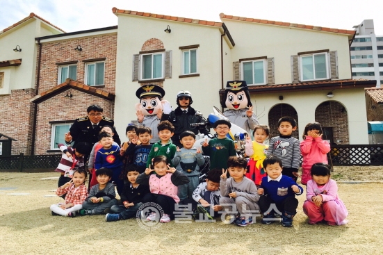옥천 색동유치원, 교통안전교육 실시