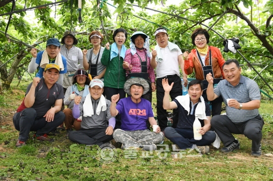 논산시의회 농촌일손돕기 봉사활동