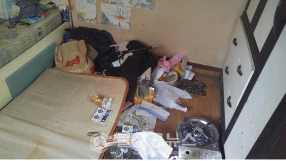 제천 청전동, 위기가구 청소 및 도배 지원