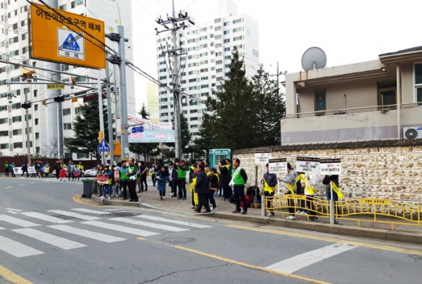 안동시 2017년 하반기 어린이 등굣길 교통안전캠페인 실시