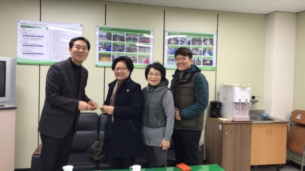 옥천시니어클럽 도란도란 십시일반 모아 기부
