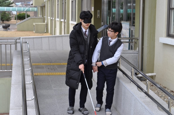 이원중학교 체험을 통한 장애 이해교육 실시