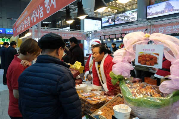 영동곶감, 영동곶감축제에 이어 대박 행진 이어가
