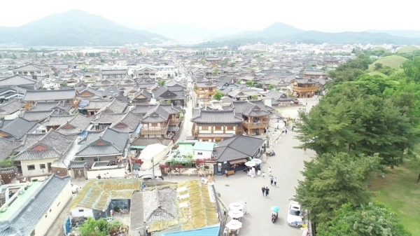 경주시 그때 그 시절 황리단길 사진전 개최