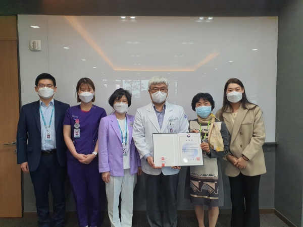 상당보건소, 청주 한국병원에 질병관리청장 표창장 전달