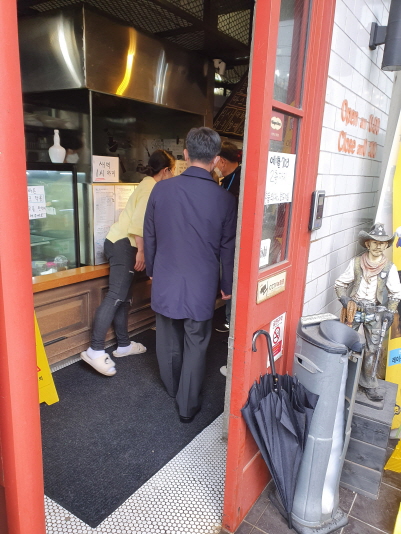 충북도, 청주·증평 음식점 등 10개 업종 주말 특별 점검