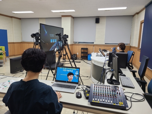 충북도교육청, 유·초등 수석교사와 수업 나눔의 날 개최