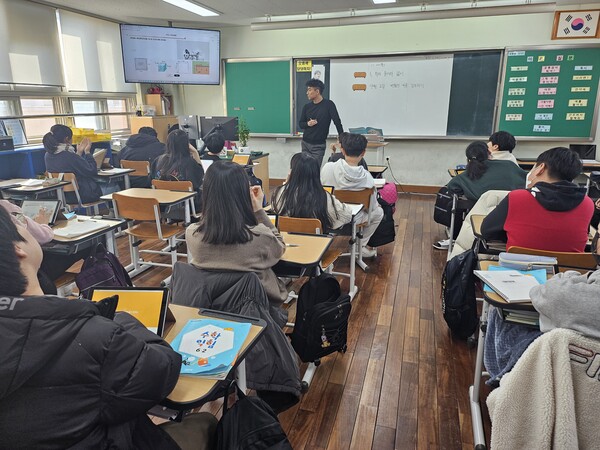 초등수업코칭전문가그룹과 함께하는 천안 초등 온수업 나눔주간 운영