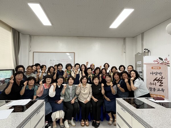 보은군, 보은군향토음식연구회 떡 제조 교육 성료