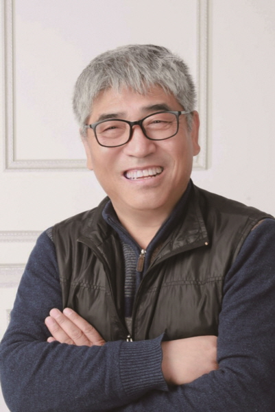 양문규 시인 여행에세이 『길을 가는 자여 행복하여라』 펴내