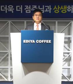 [신년사] 문창기 이디야 회장 가맹점주 감동 경영…상생 최우선