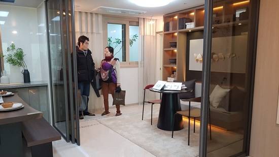 [견본주택 일장일단] 내실 부족한 로또 단지 과천 센트럴파크 푸르지오 써밋