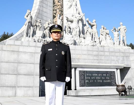 [제대군인 리부팅] (5)따뜻한 보훈의 향기 피우는 삶 박현구 국립대전현충원 의전단장