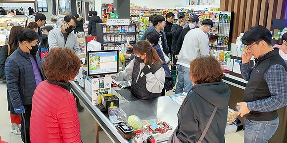 태안군 로컬푸드 직매장, 코로나19 사태로 판로 막힌 농가 큰 도움