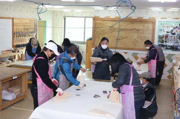 [포토] 고운결공방, 힐링목공체험 하세요