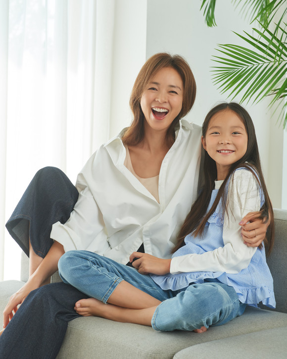 단색 내 몸이 말하길 캠페인 모델로 야노시호추사랑 모녀 선정