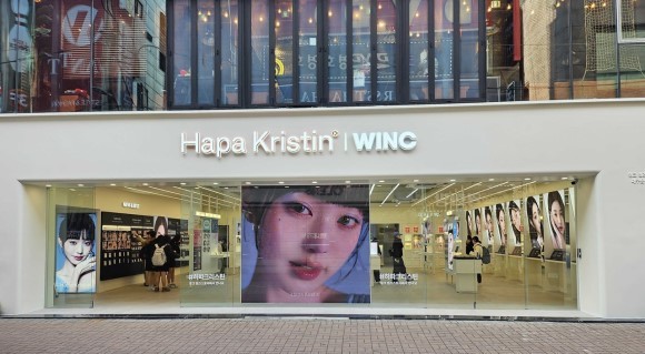윙크컴퍼니, 오프라인 매장으로 고객 경험 확대