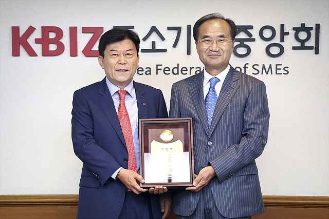 건설중장비 세계 5위…수출 한국 이끄는작은 거인