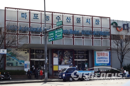 마포농수산물시장 운영권, 서울시 VS 마포구·상인 갈등 고조