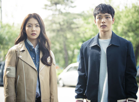 써클 더 강렬한 3회를 무장했다...SF극 진수 발휘