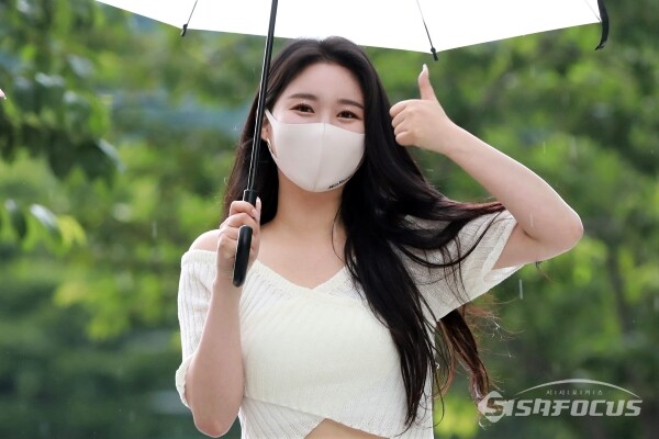 [포토] 브레이브걸스 민영, 러블리한 미소로 엄지척!
