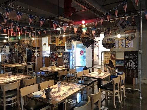 뉴욕야시장 강남CGV점 10월 30일 성황리 오픈…주요 이벤트로 인기몰이