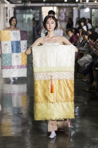 박홍근홈패션, ‘14 FW 베딩쇼로 이색 수주회’ 개최
