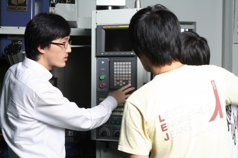 “기술로 다시 찾게 된 꿈과 희망”…대한상의 인력개발원 신입생 모집
