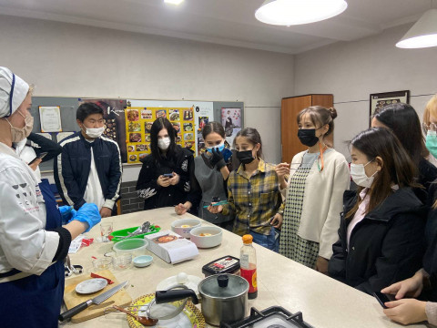 한식진흥원, 한식 밀키트로 전 세계 K-푸드 팬 늘린다