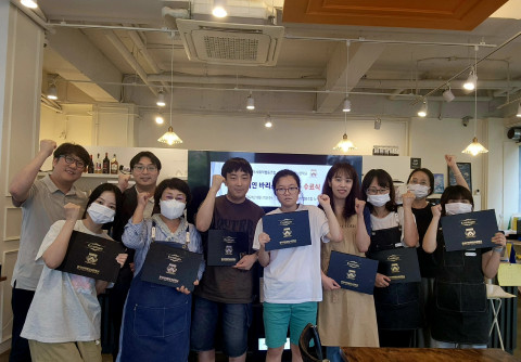 칼미아사회적협동조합-한국커피창업사관학교, 발달장애인 바리스타 자격증 수료식 진행