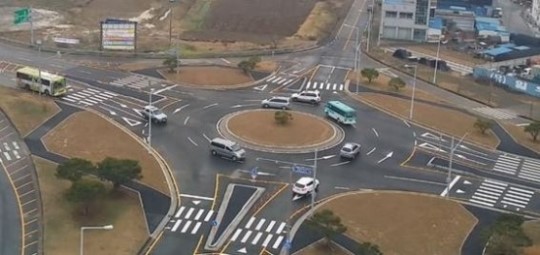완주경찰서 앞 사거리 회전교차로 설치