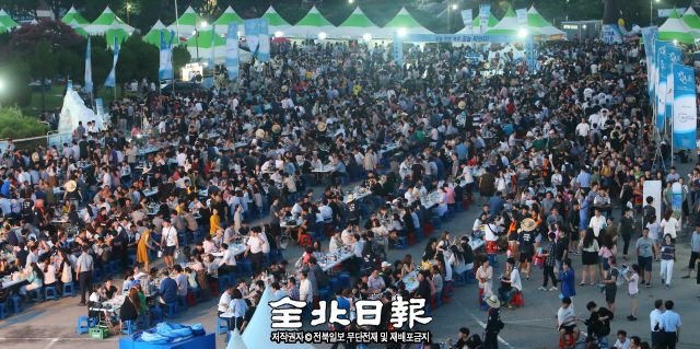 무더위 식히는 전주가맥축제
