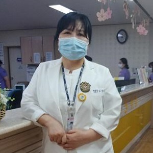 효사랑가족요양병원 김정희 5병동장, 24시간 항상 병원에 귀가 열려있죠