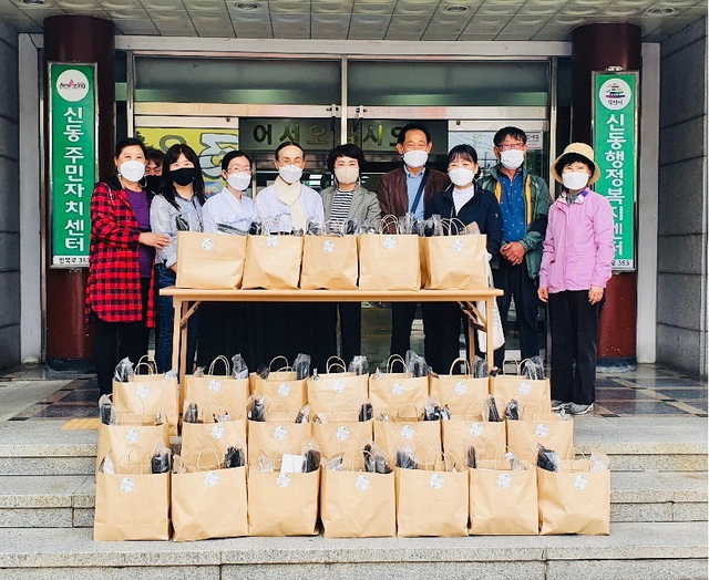 익산 5월 가정의 달 온정 줄이어