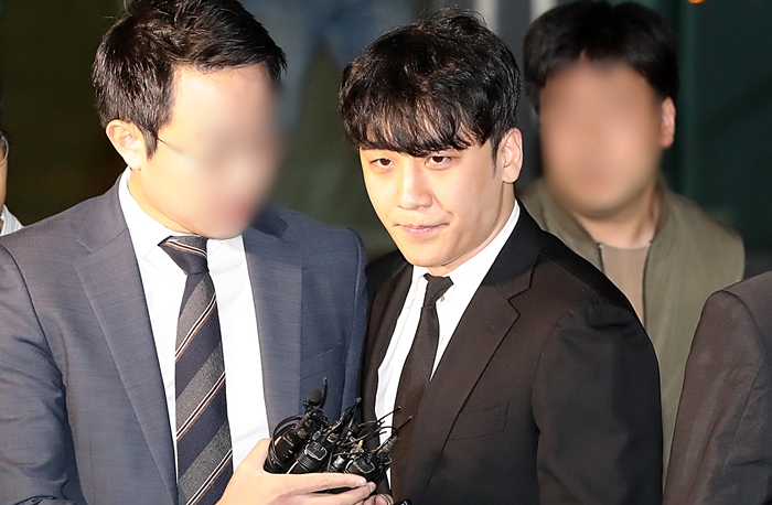 구속영장 기각 하루도 되지 않아 체육관 찾은 승리