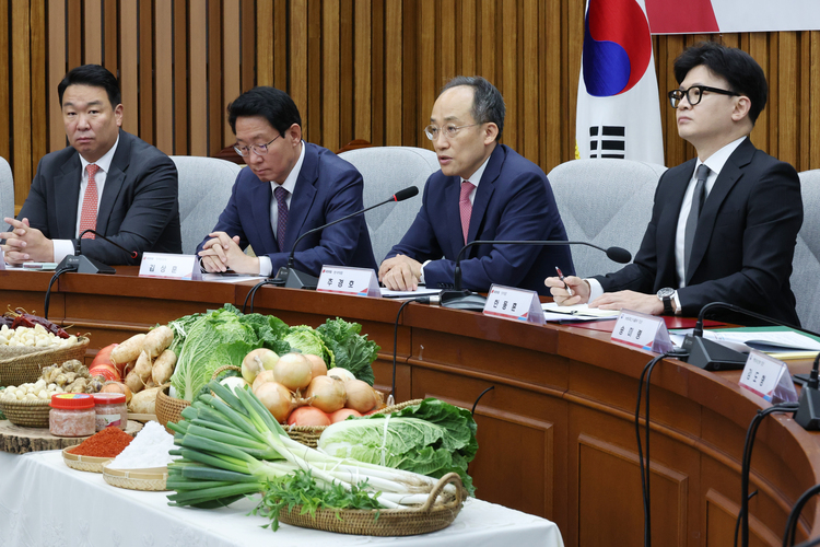 민당정, 김장철 농수산물 최대 40~50% 할인 지원