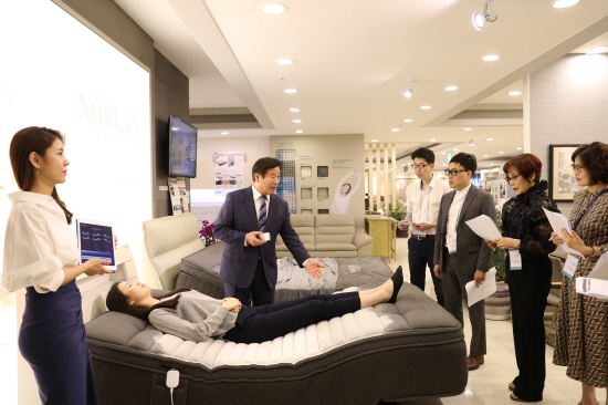 에몬스가구, 친환경 소재·ICT기술 접목 눈길