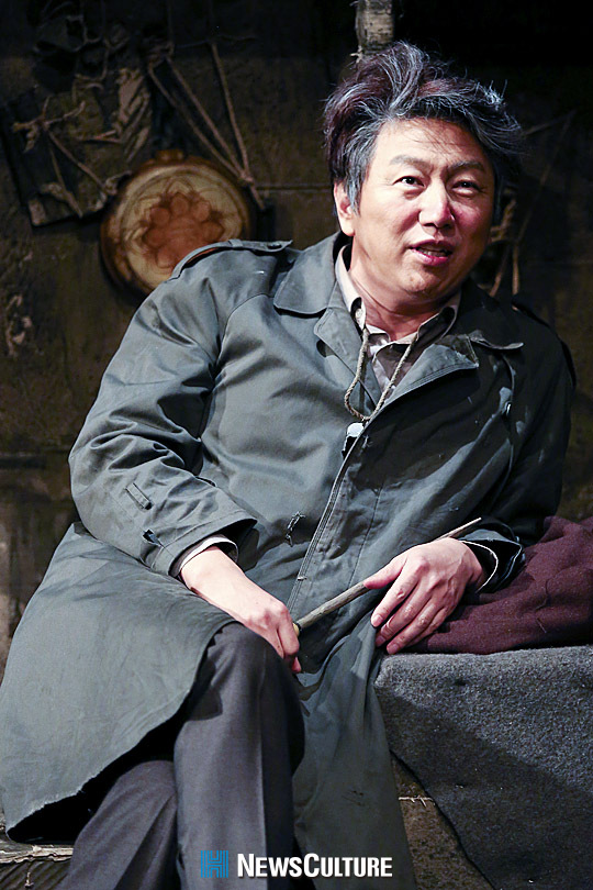 [NC포토] ‘밑바닥에서’ 김수로, 알고 있으면 얘기해