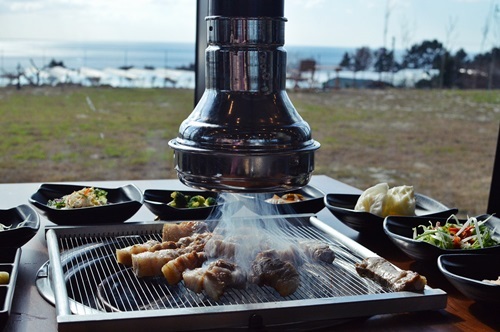 서귀포 중문 흑돼지 맛집 ‘꺼멍목장’, 분위기만 좋다구? 맛도 굿