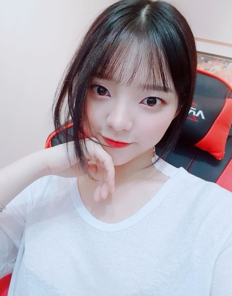 [인방]‘댄싱 머신’ BJ유은 셀카 한 장으로 ‘남심 강탈’