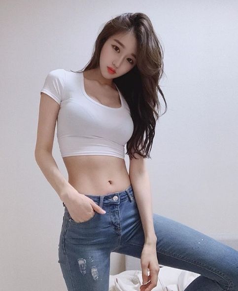아프리카티비(TV) BJ서아, 패션 화보 같은 일상 ‘시선 집중’