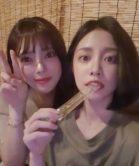 BJ꽃님 X BJ도아 꿀 떨어지는 셀카 공개 ‘우열을 가릴 수 없는 꽃미모’