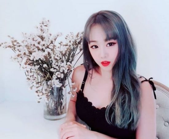 웨이브야 아리, 헤어스타일 변신 후 물오른 비주얼 과시