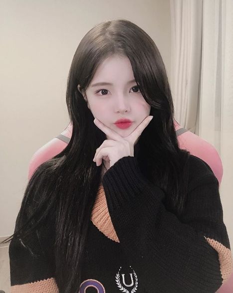 ‘심쿵 요정’ BJ하율, 헤어스타일 변신으로 청순美 업그레이드