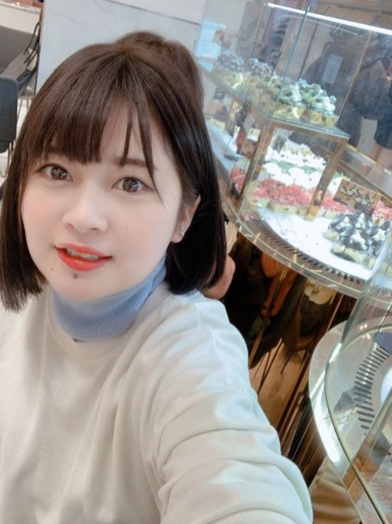 유리 마이나, 매력점이 시선 강탈하는 비주얼 화제