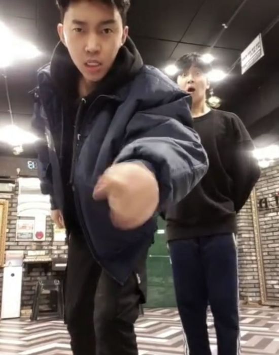 임영웅, 윤성과 아무노래 챌린지 도전 댄스에 눈뜨는 중